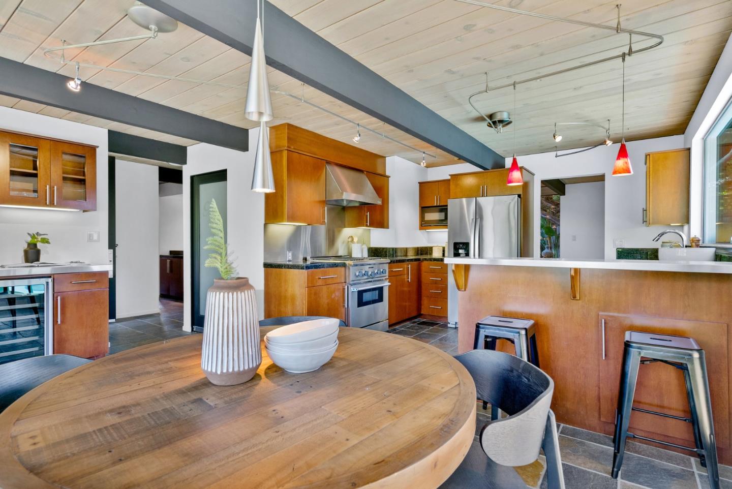 958 Eichler Drive Mountain View, CA 94040 - Photo 29 of 62