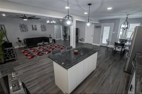 $290,000 | 247 Somerset Road, Laplace, LA 70068