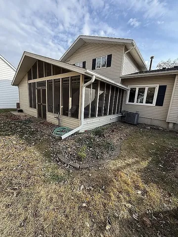 $365,900 | 219 West Birchwood Street, Morton, IL 61550