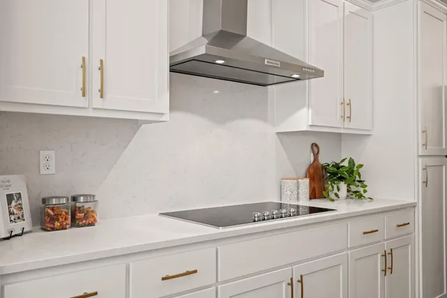 $1,298,000 | 176 Waters Park Circle, San Mateo, CA 94403