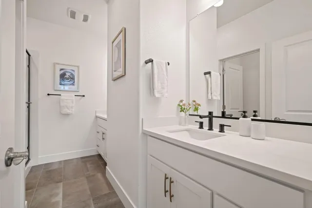 $1,298,000 | 176 Waters Park Circle, San Mateo, CA 94403