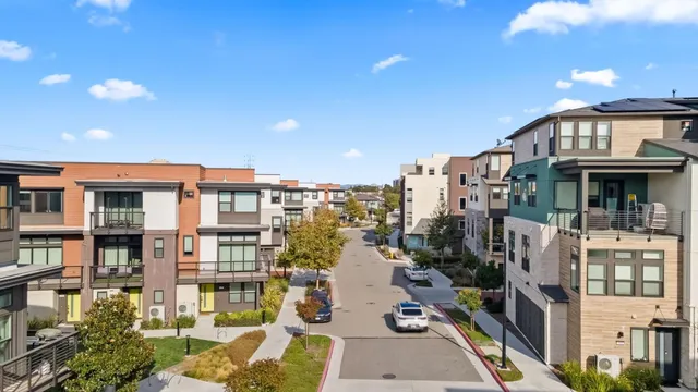 $1,298,000 | 176 Waters Park Circle, San Mateo, CA 94403