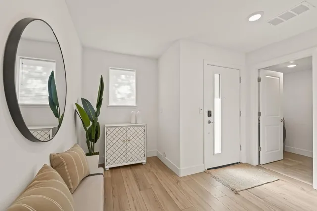 $1,298,000 | 176 Waters Park Circle, San Mateo, CA 94403