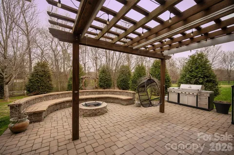 $1,225,000 | 17515 Campbell Hall Court, Charlotte, NC 28277