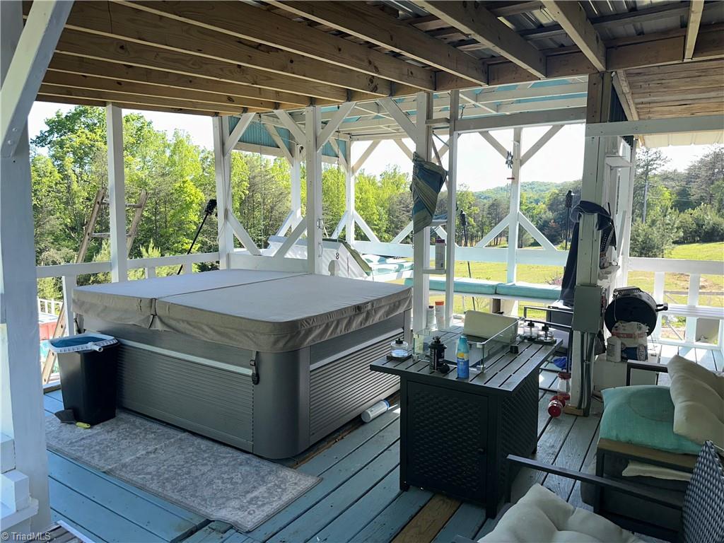 4842 Hatchers Chapel Road Stuart, VA 24171 - Photo 14 of 36