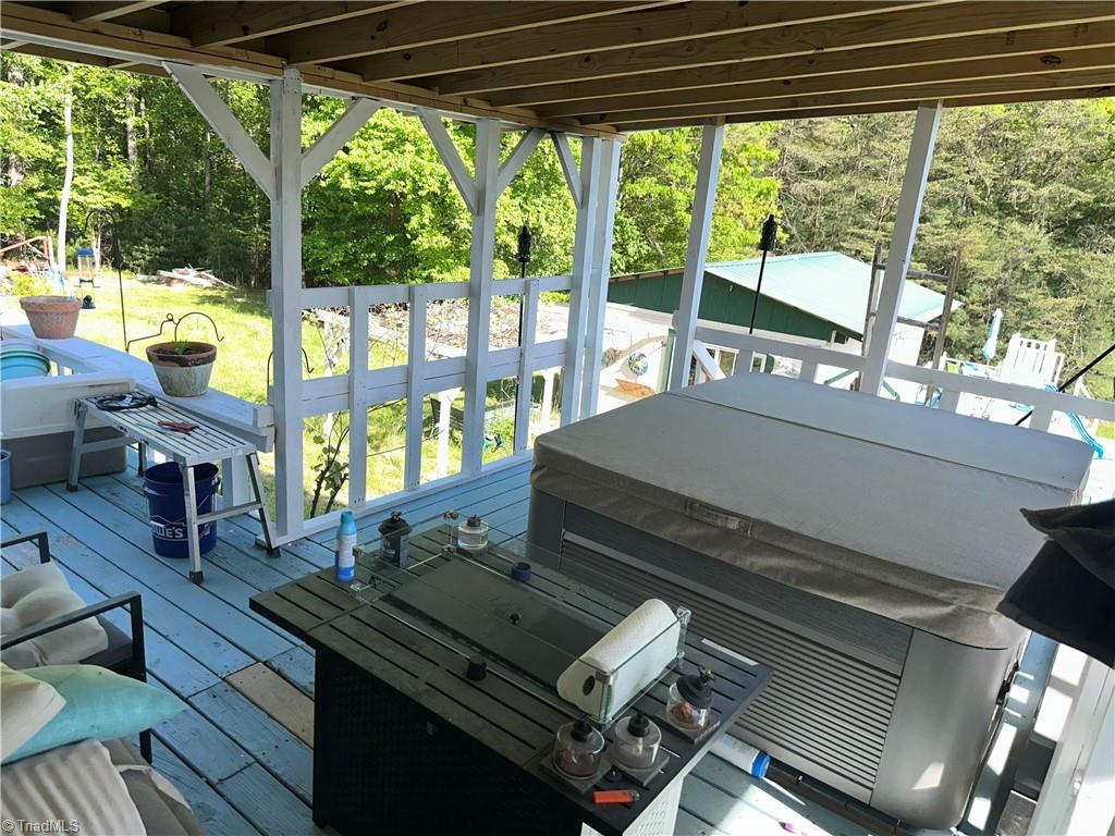 4842 Hatchers Chapel Road Stuart, VA 24171 - Photo 10 of 36