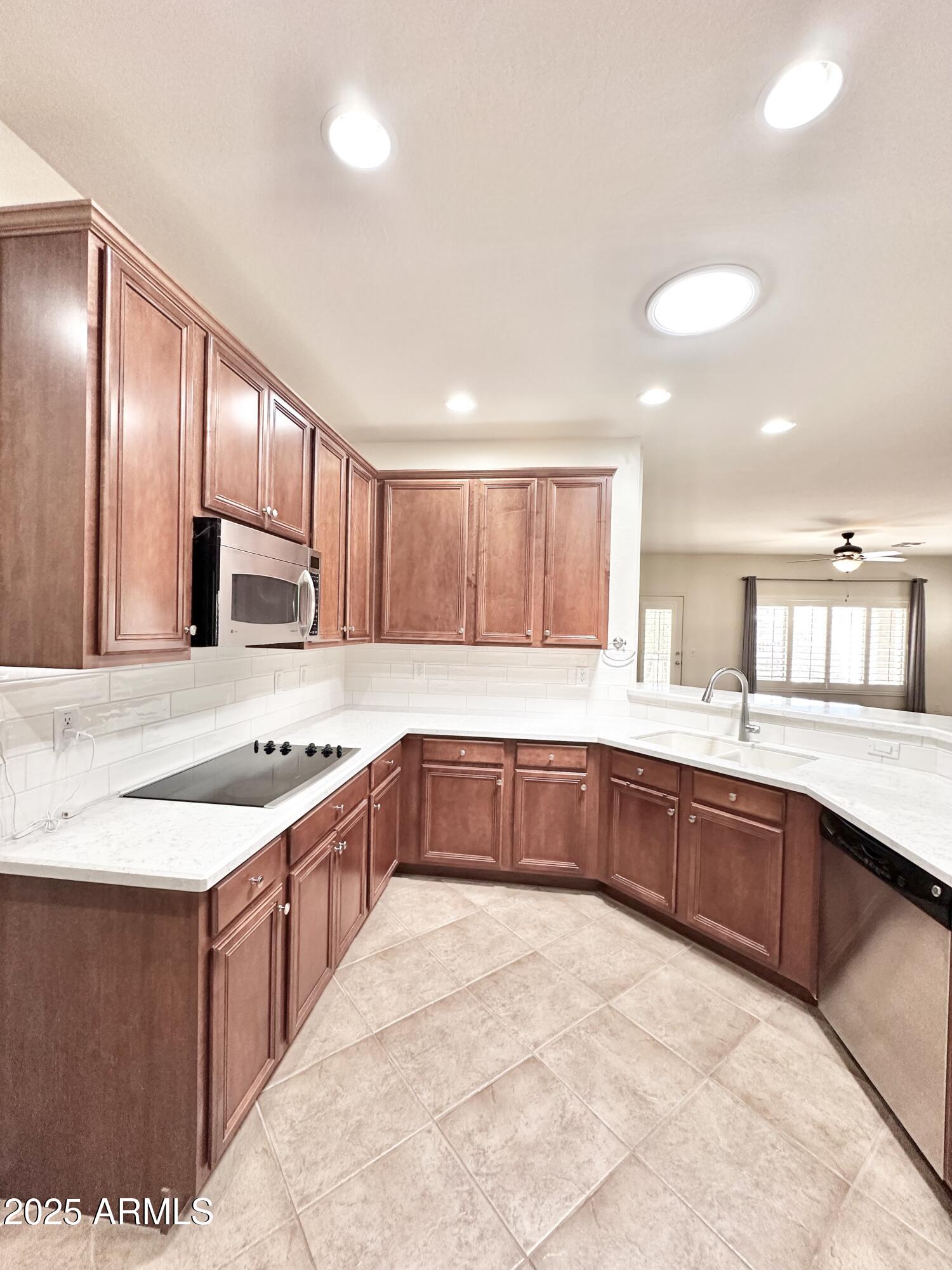 16549 West Rowel Road Surprise, AZ 85387 - Photo 16 of 47 IMG_6271