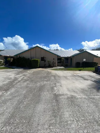 $2,200 | 8917 Southeast Hobe Ridge Avenue, Hobe Sound, FL 33455