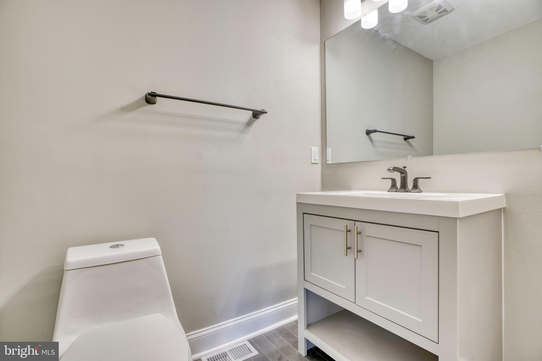 4012 Hilton Road Baltimore, MD 21215 - Photo 9 of 34 Gallery Image 9