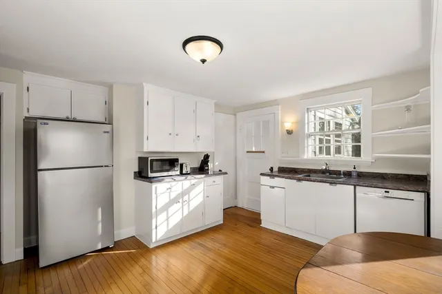 $5,000 | 1 Noahs Hill Way, Essex, MA 01929