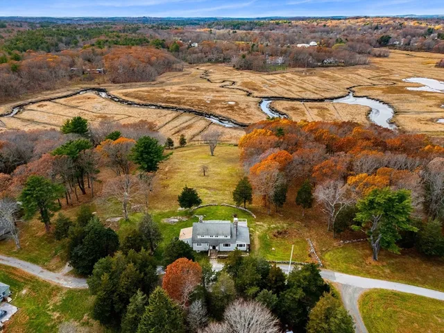 $5,000 | 1 Noahs Hill Way, Essex, MA 01929