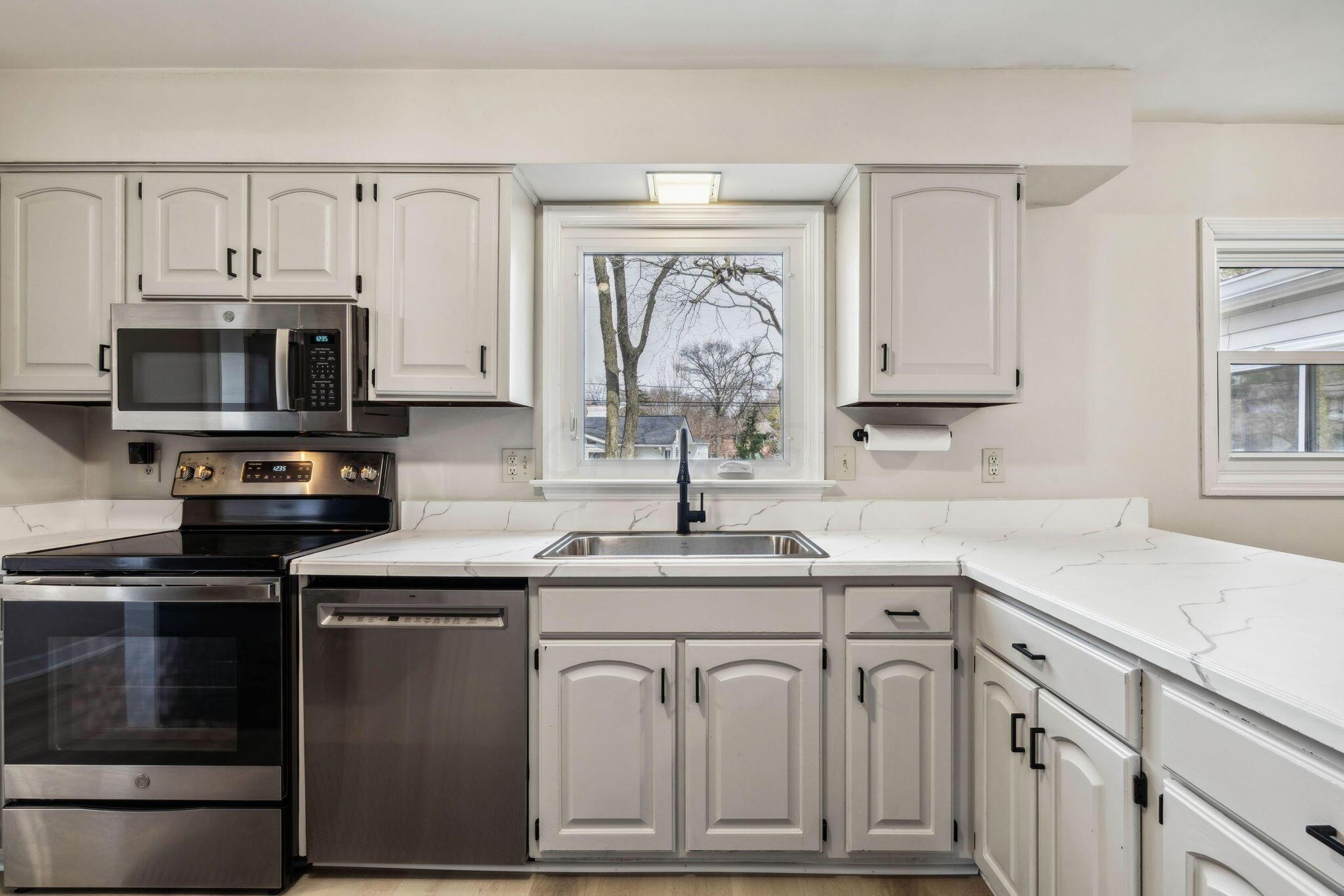 2786 Elginfield Road Columbus, OH 43220 - Photo 19 of 52 29-web-or-mls-2786-elginfield-rd