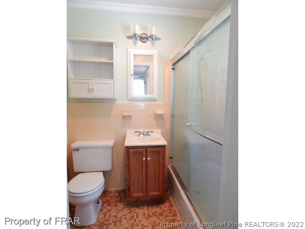 1806 Lyon Road Fayetteville, NC 28303 - Photo 18 of 36 Gallery Image 18