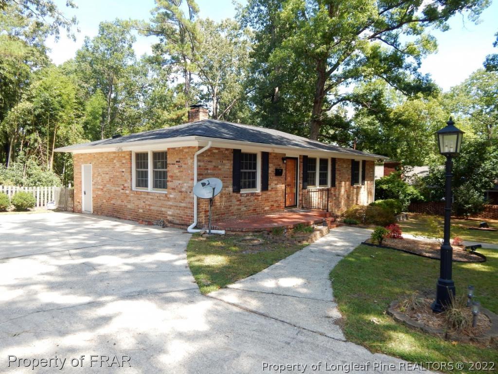 1806 Lyon Road Fayetteville, NC 28303 - Photo 4 of 36 Gallery Image 4