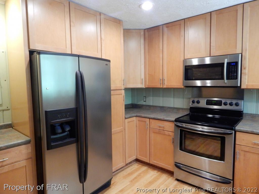 1806 Lyon Road Fayetteville, NC 28303 - Photo 10 of 36 Gallery Image 10