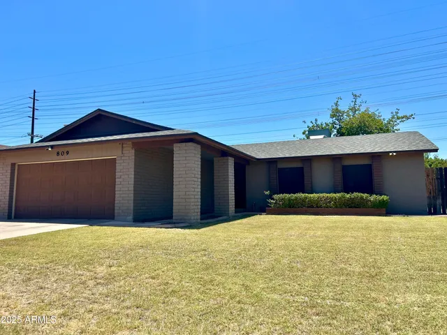 $2,145 | 809 West Peralta Avenue, Mesa, AZ 85210