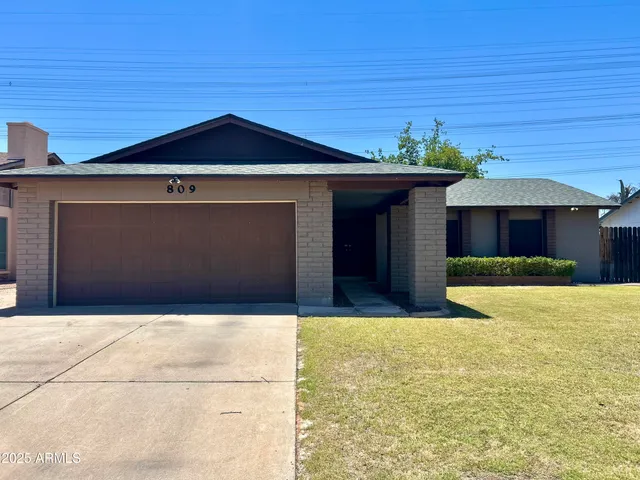 $2,145 | 809 West Peralta Avenue, Mesa, AZ 85210