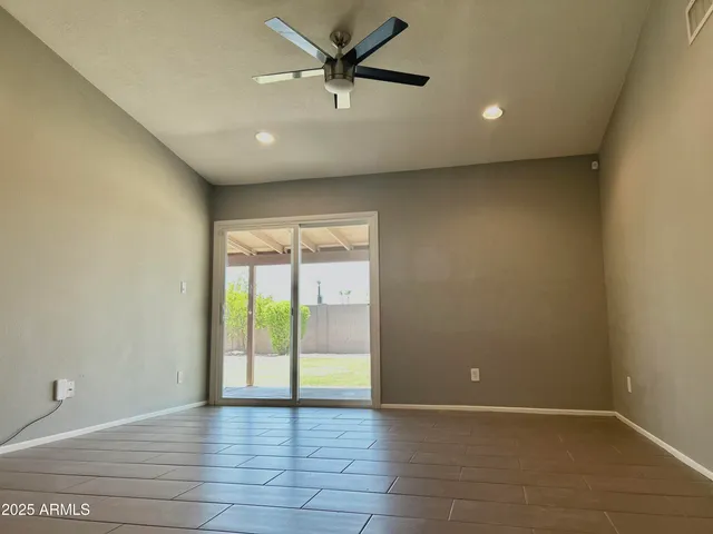 $2,145 | 809 West Peralta Avenue, Mesa, AZ 85210