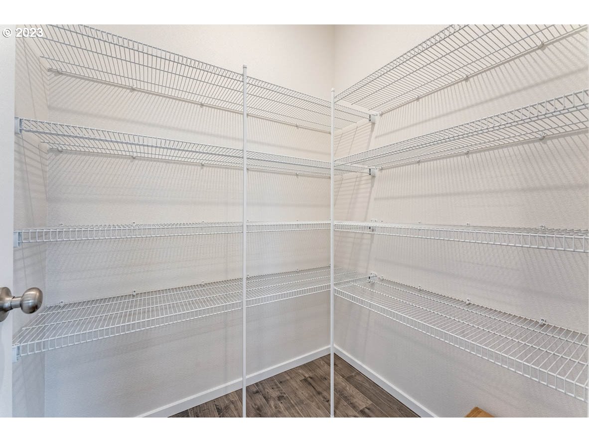 5629 Earth Street Northeast Dallas, OR 97338 - Photo 12 of 35 a view of a closet