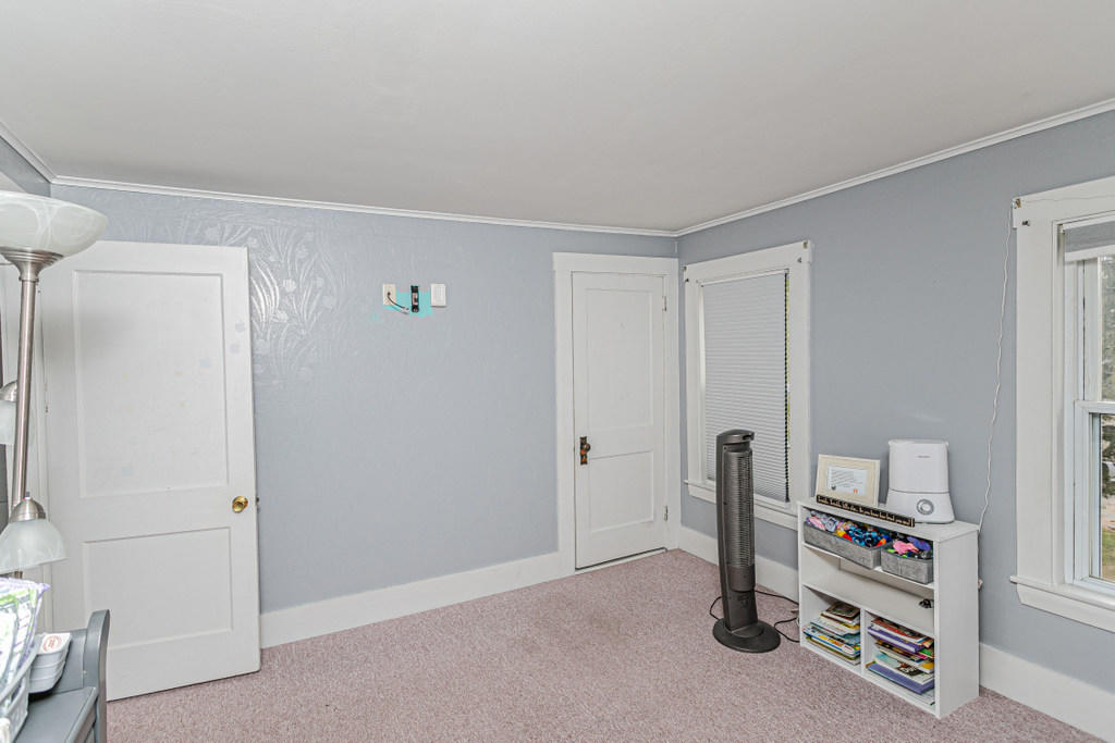 73 Weld Road Wilton, ME 04294 - Photo 11 of 29 - (24 of 32)