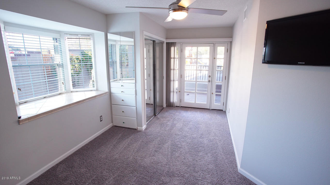 1734 East Mountain View Road Phoenix, AZ 85020 - Photo 12 of 16 13
