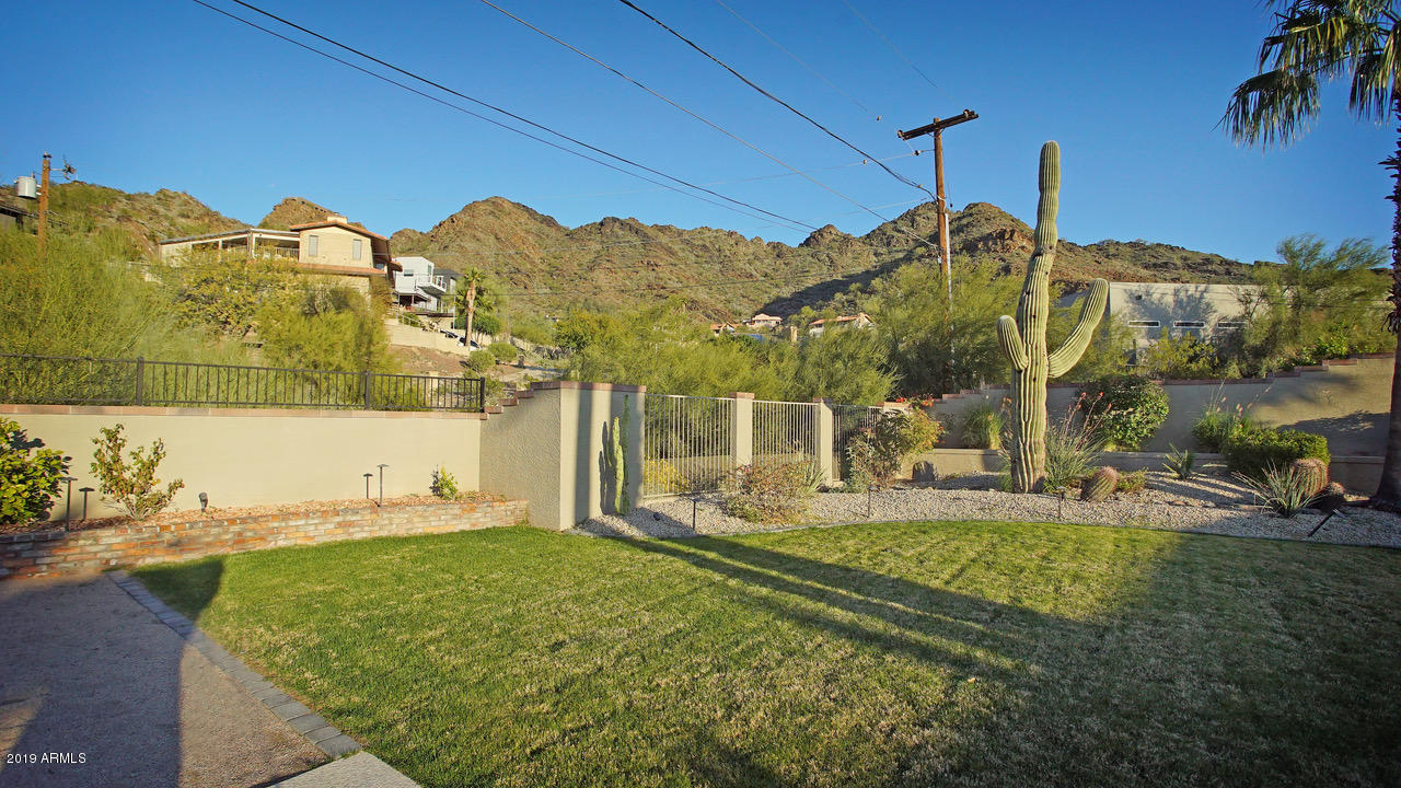 1734 East Mountain View Road Phoenix, AZ 85020 - Photo 16 of 16 05