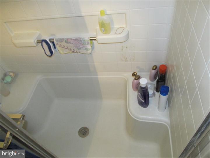 2711 Springhill Road Secane, PA 19018 - Photo 16 of 17 Bathroom