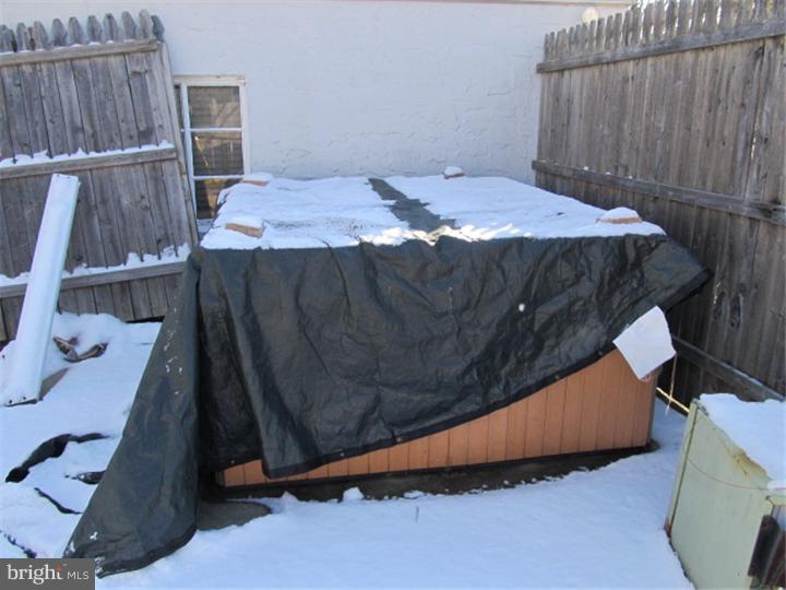 2711 Springhill Road Secane, PA 19018 - Photo 6 of 17 Hot Tub