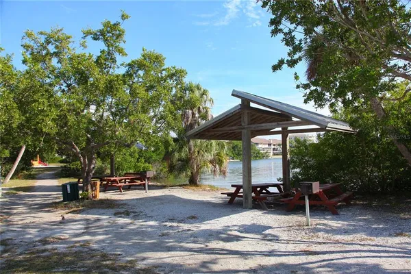 $3,150,000 | 6934 Belgrave Drive, Sarasota, FL 34242