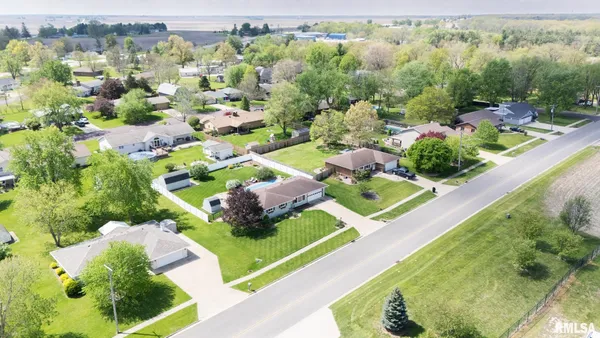 $305,000 | 1128 West Progress Street, Metamora, IL 61548