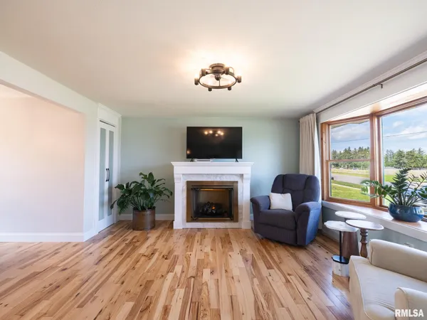 $305,000 | 1128 West Progress Street, Metamora, IL 61548