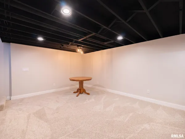 $305,000 | 1128 West Progress Street, Metamora, IL 61548