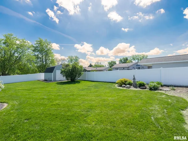 $305,000 | 1128 West Progress Street, Metamora, IL 61548