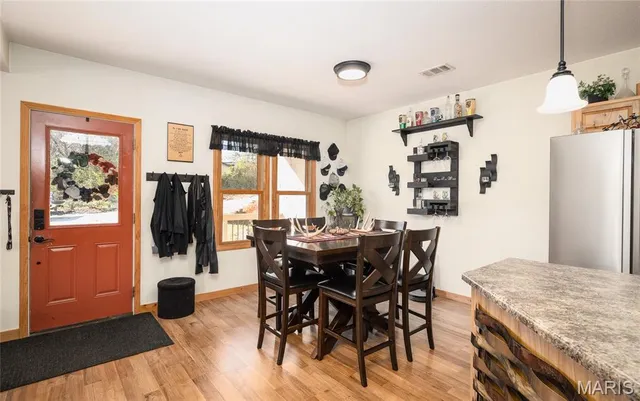 $289,500 | 302 South Patton Street, Newburg, MO 65550