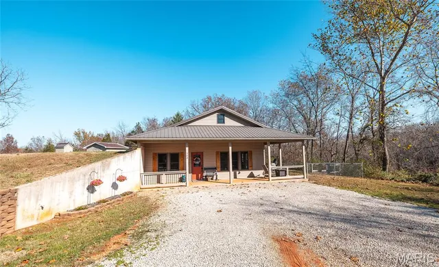 $289,500 | 302 South Patton Street, Newburg, MO 65550
