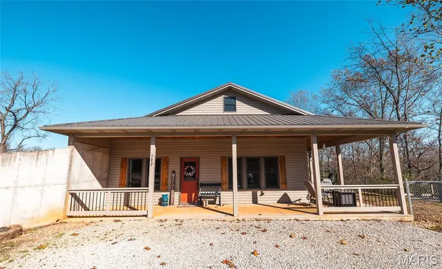$289,500 | 302 South Patton Street, Newburg, MO 65550