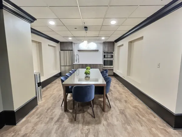 $2,200 | 10 East Ontario Street, Unit 2801, Chicago, IL 60611