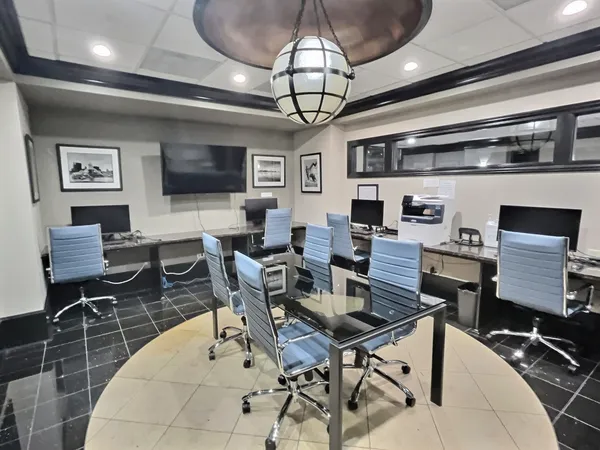 $2,200 | 10 East Ontario Street, Unit 2801, Chicago, IL 60611