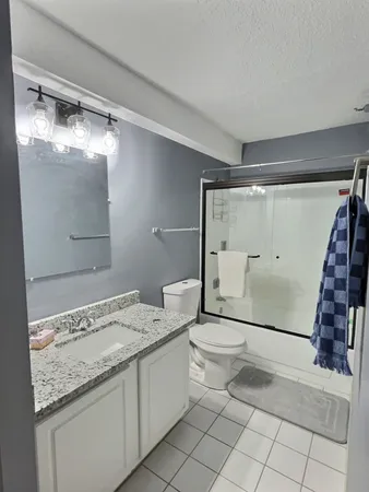 $2,200 | 10 East Ontario Street, Unit 2801, Chicago, IL 60611