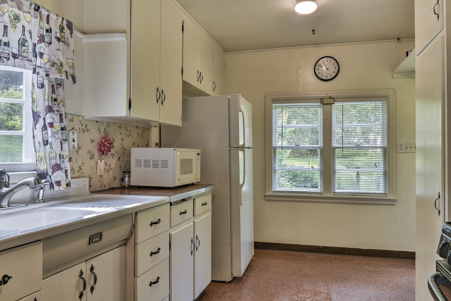 22 Old Keene Road Walpole, NH 03608 - Photo 7 of 39
