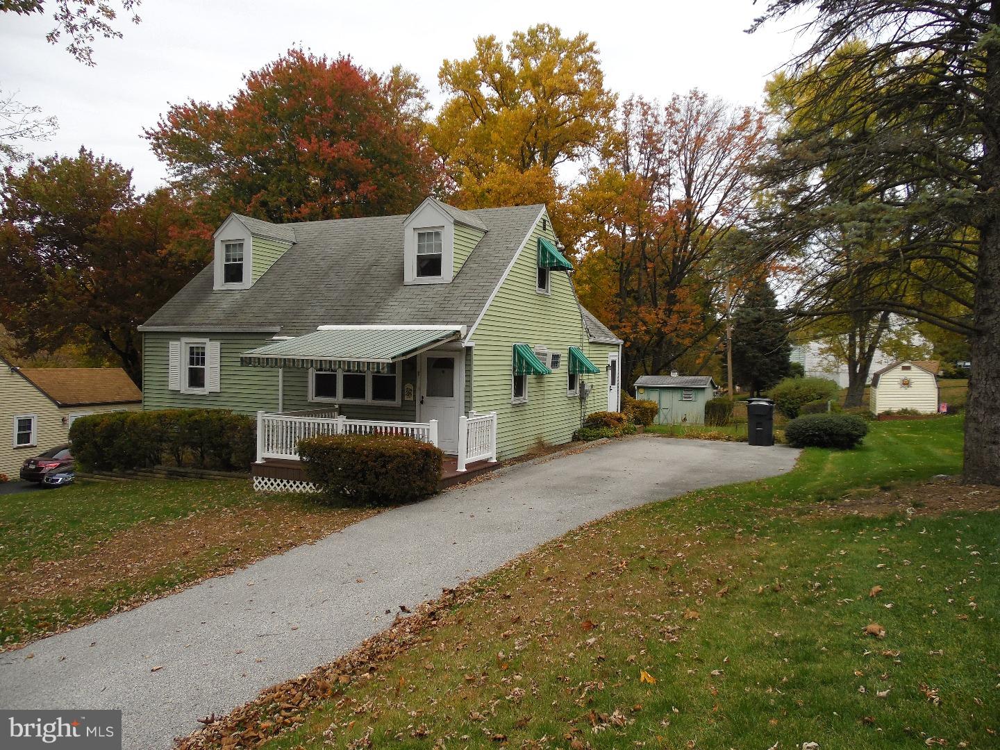 7 Longview Road Malvern, PA 19355 - Photo 2 of 24 Gallery Image 2