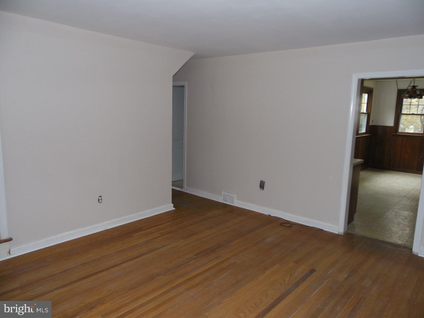 7 Longview Road Malvern, PA 19355 - Photo 3 of 24 Gallery Image 3