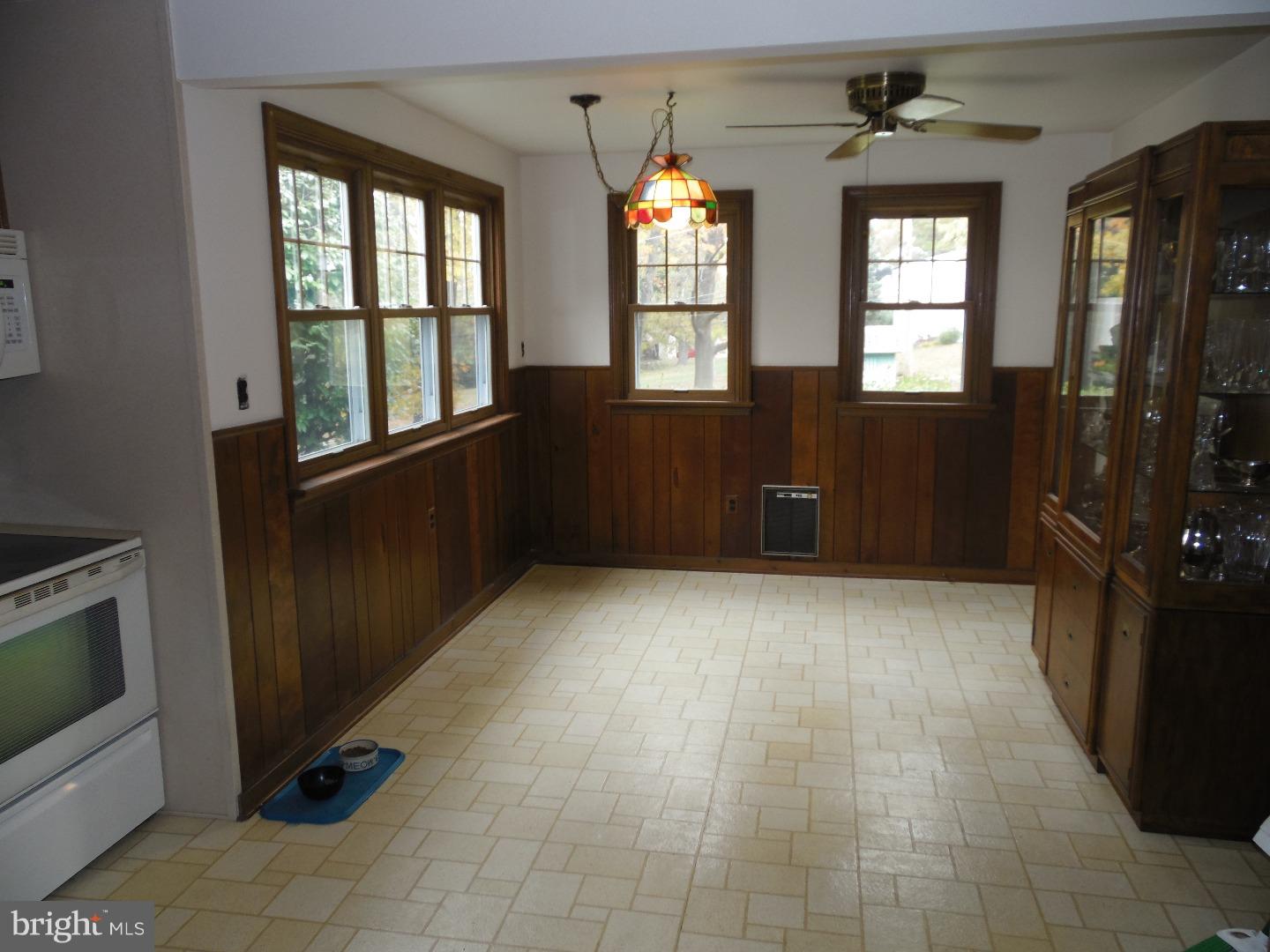 7 Longview Road Malvern, PA 19355 - Photo 6 of 24 Gallery Image 6