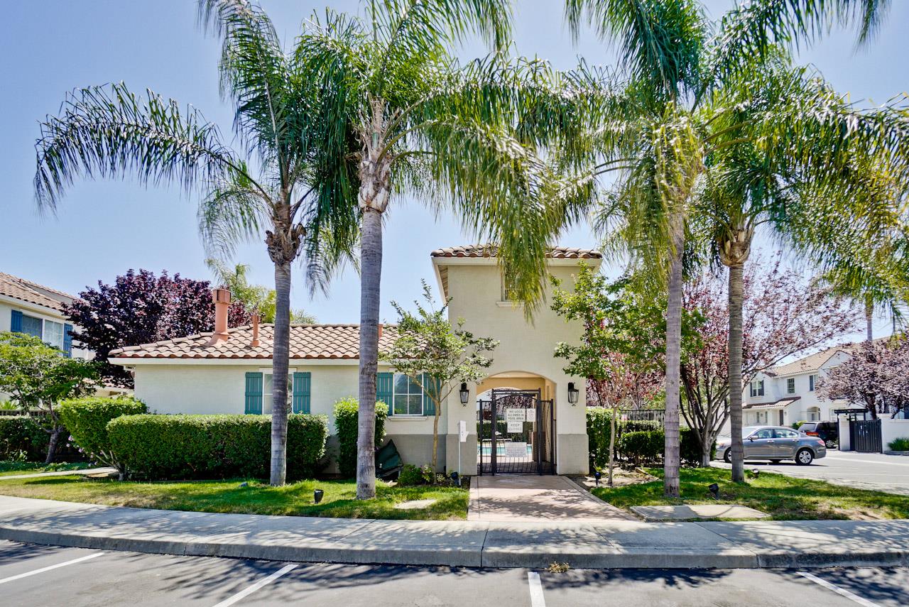 35489 Monterra Circle Union City, CA 94587 - Photo 46 of 52 a front view of a house with garden