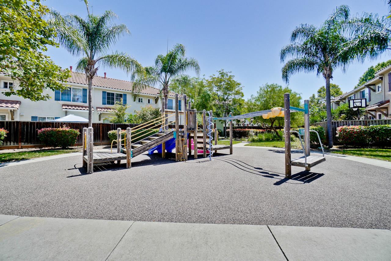 35489 Monterra Circle Union City, CA 94587 - Photo 49 of 52 a view of a street with a cars park