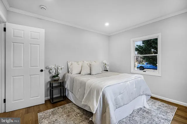 $529,900 | 4305 Garrett Park Road, Silver Spring, MD 20906