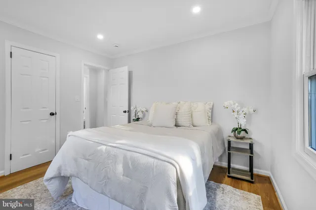 $529,900 | 4305 Garrett Park Road, Silver Spring, MD 20906