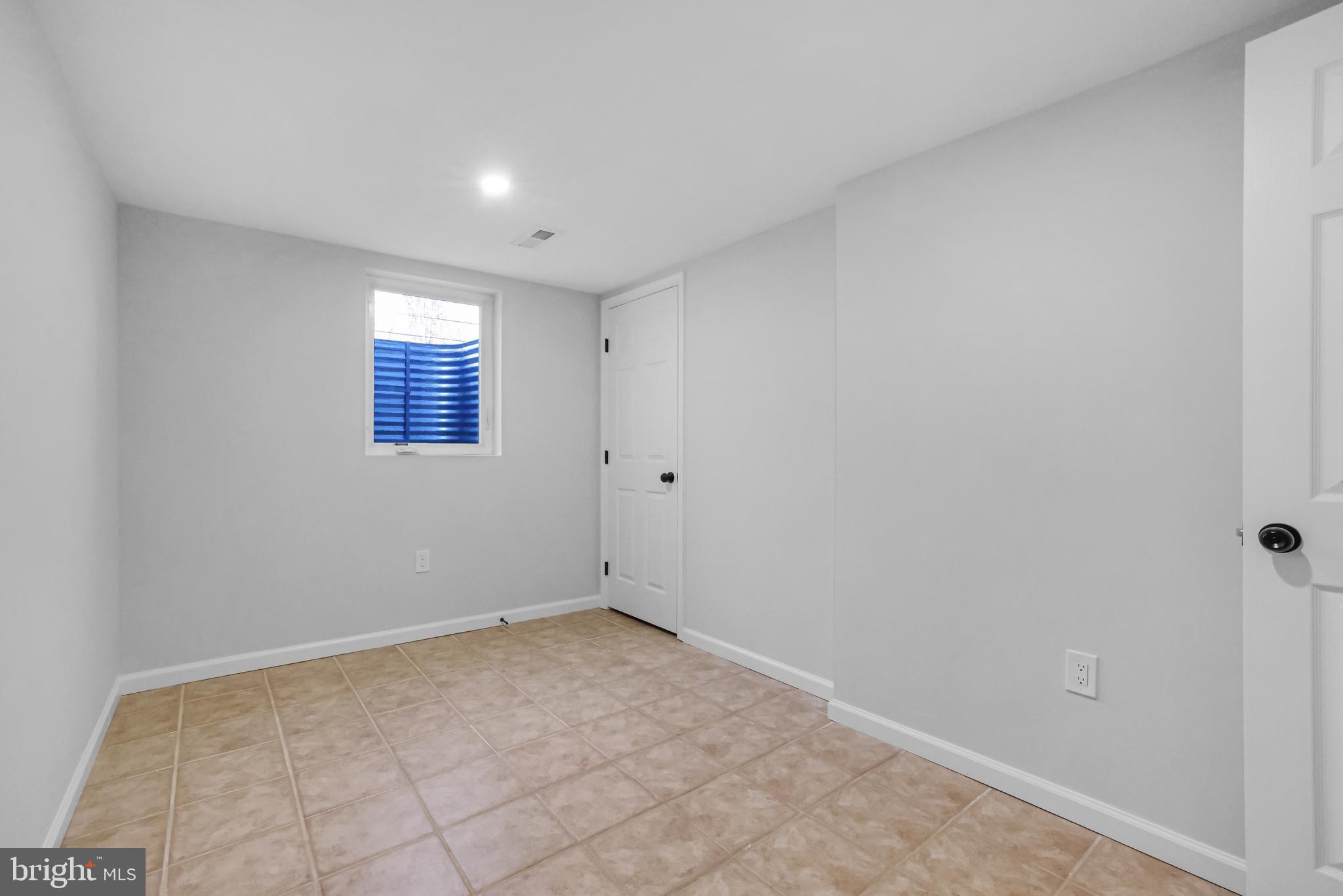 4305 Garrett Park Road Silver Spring, MD 20906 - Photo 26 of 39 a view of empty room