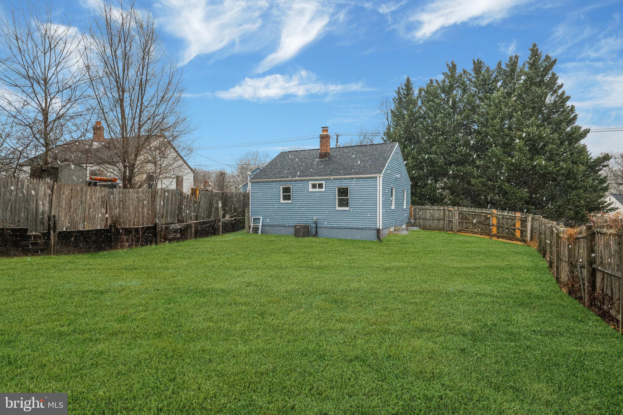 4305 Garrett Park Road Silver Spring, MD 20906 - Photo 36 of 39 a aerial view of a house