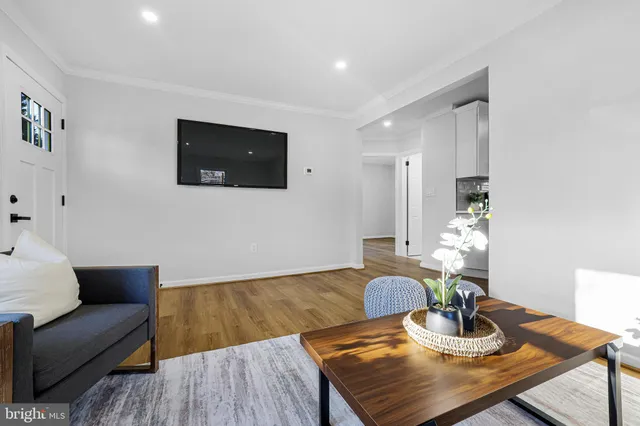 $529,900 | 4305 Garrett Park Road, Silver Spring, MD 20906